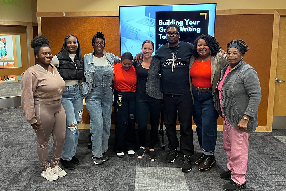 Building-Your-Grant-Writing-2024-workshop -group-landscape-1000w-01 a group at a grant writing Be BLAC Foundation event